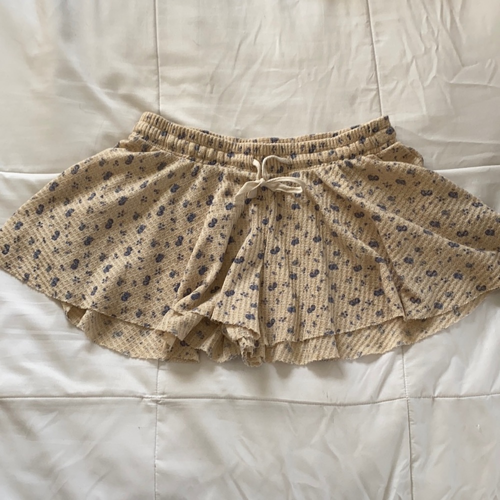 Flowey flower printed shorts
